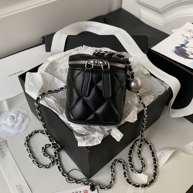 Ch*el rhombus sheepskin leather chain shoulder silver buckle chain belt shoulder bag black