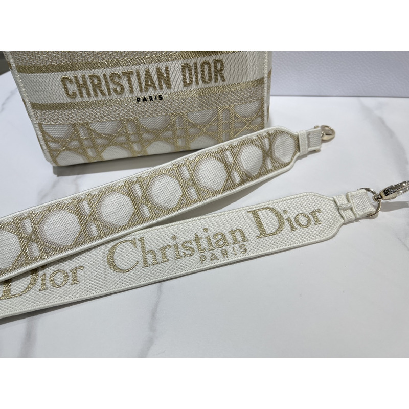 D*or medium lady d-lite bag  white and gold-tone macrocannage embroidery