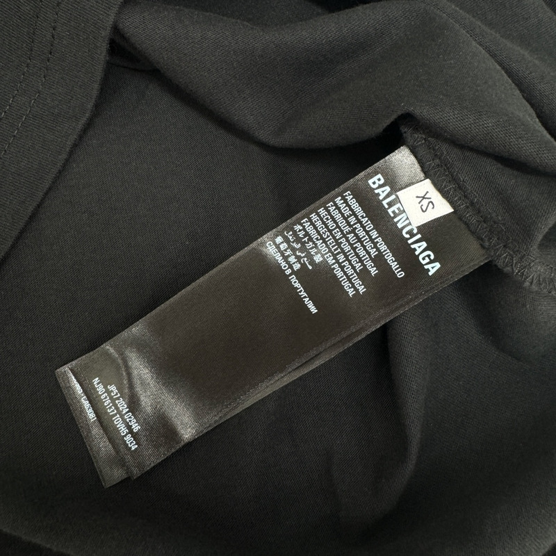 Ba*len*cia*ga bb motel t-shirt medium fit in  vintage jersey black