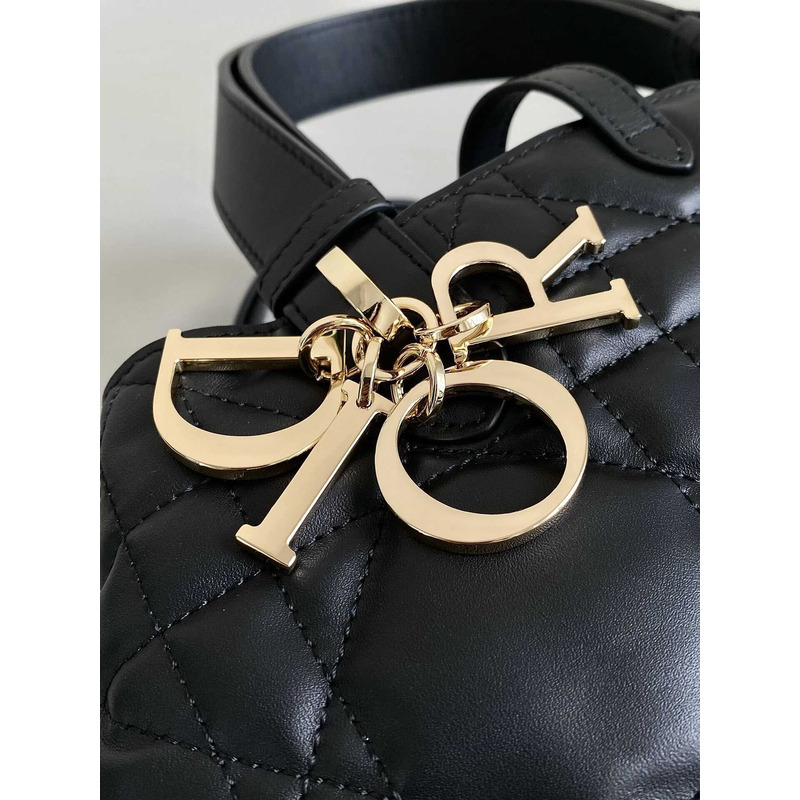 D*or medium toujours bag black macrocannage calfskin