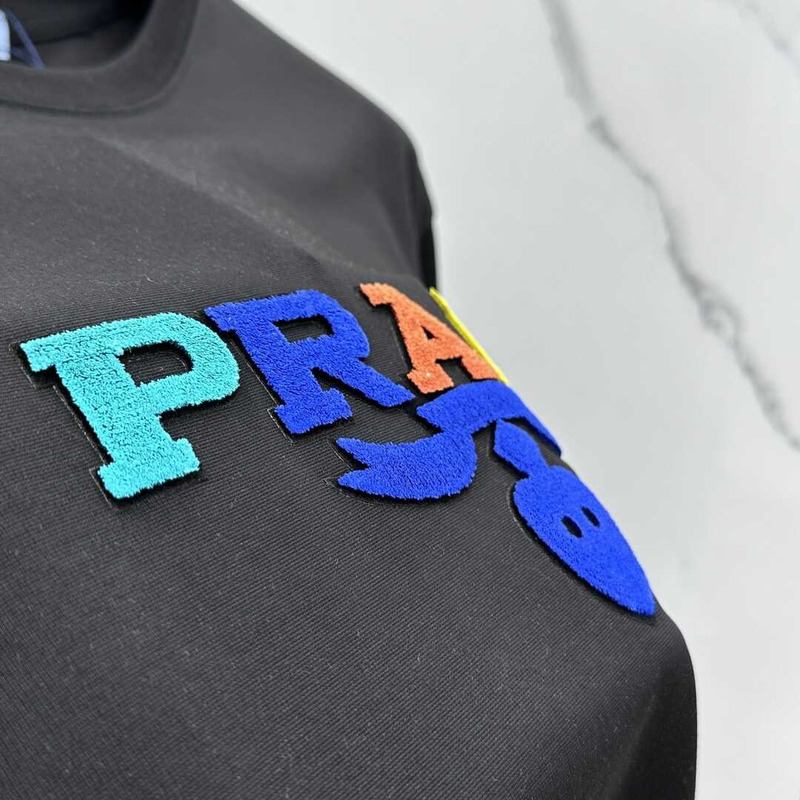 Pra*a embroidered cotton t-shirt black