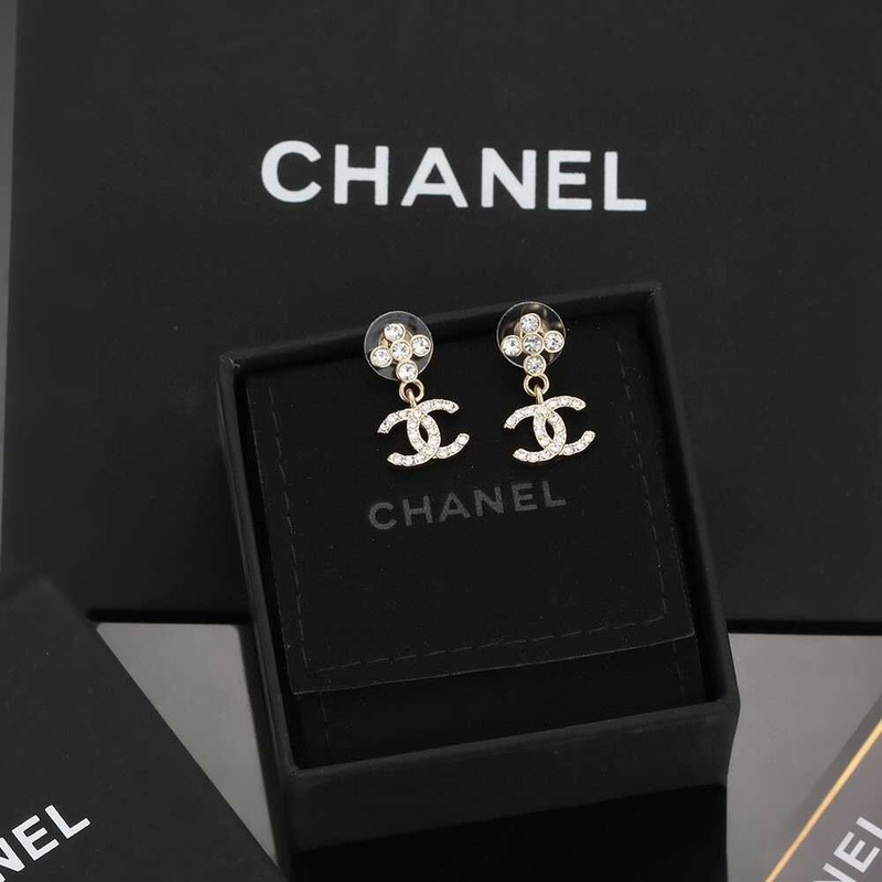 Ch*el cc logo crystal earrings gold