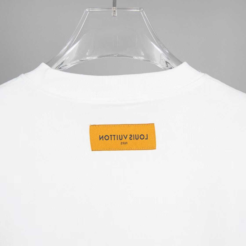 l**is V*t*n monogram splash round neck t-shirt white