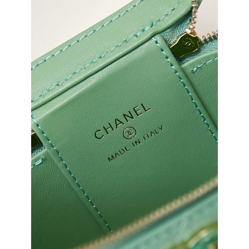 Ch*el vanity bag with chain green