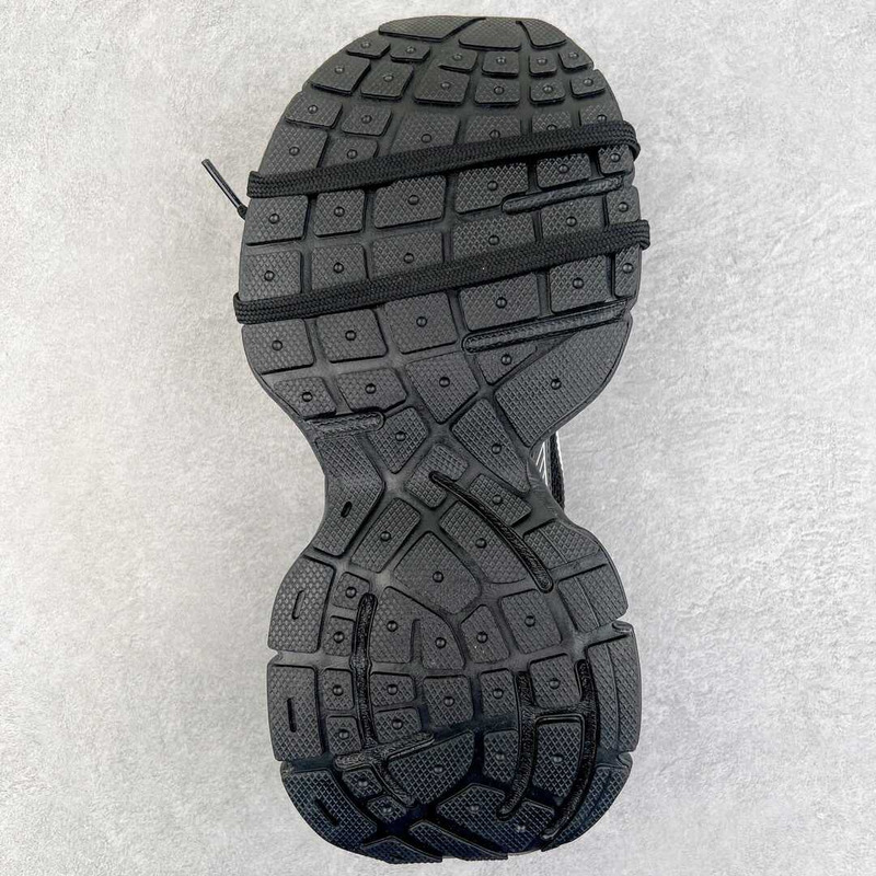 Ba*len*cia*ga 3xl sneaker in black and white mesh and polyurethane