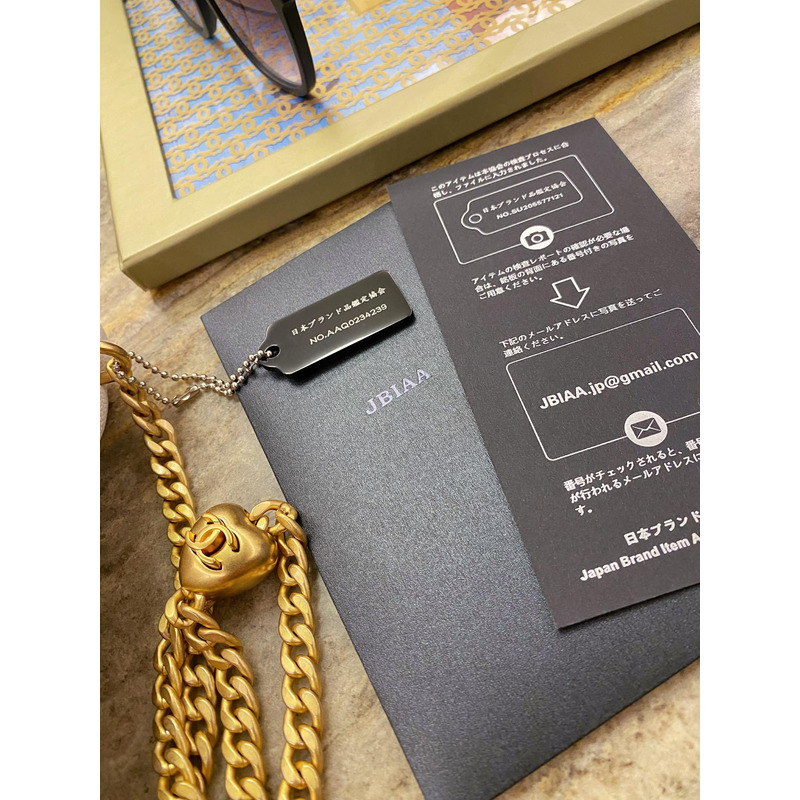 Ch*el flap bag cavair gold-toned hardware white