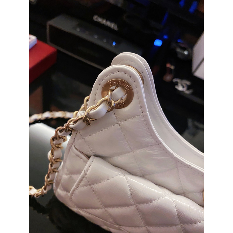 Ch*el shiny crumpled calfskin & gold-tone metal pink