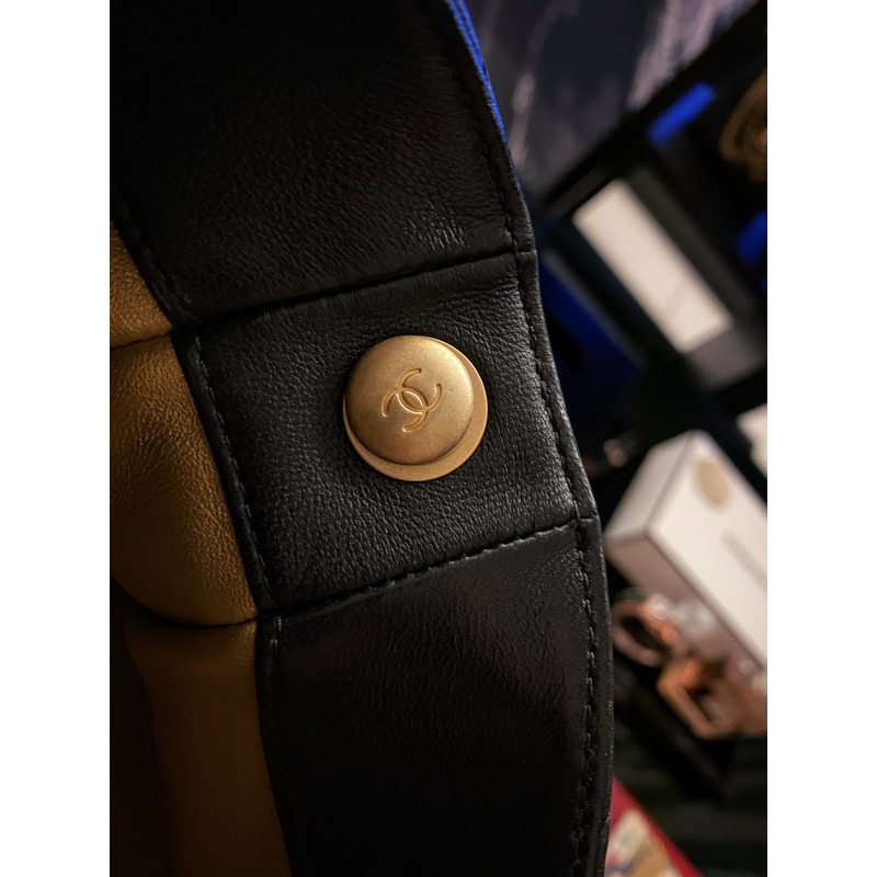 Ch*el hobo crossbody calfskin with gold hardware black