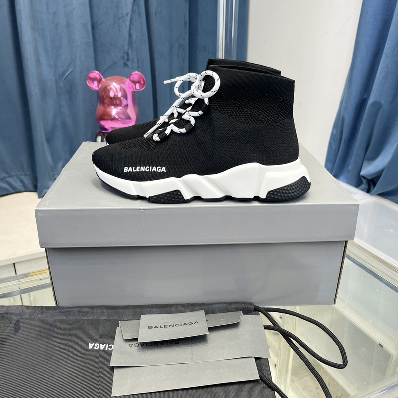 Ba*len*cia*ga speed lace-up trainers in black/white sneaker