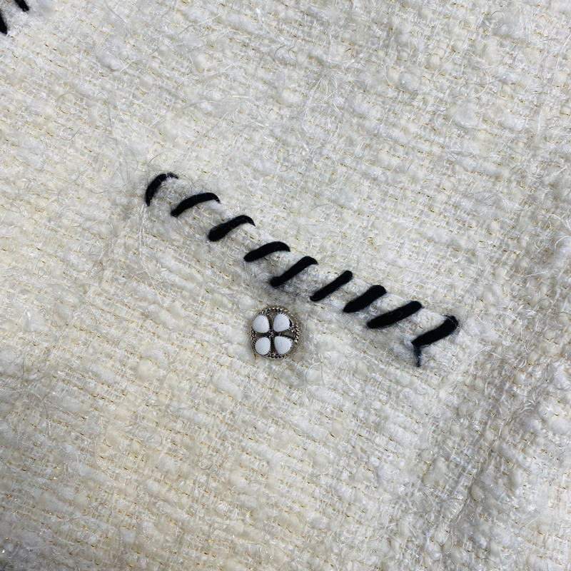 Ch*el logo embroidered short jacket pure white