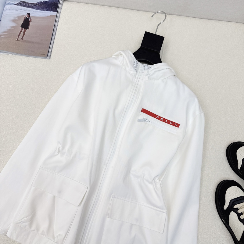 Pra*a ripstop hooded windbreaker in white