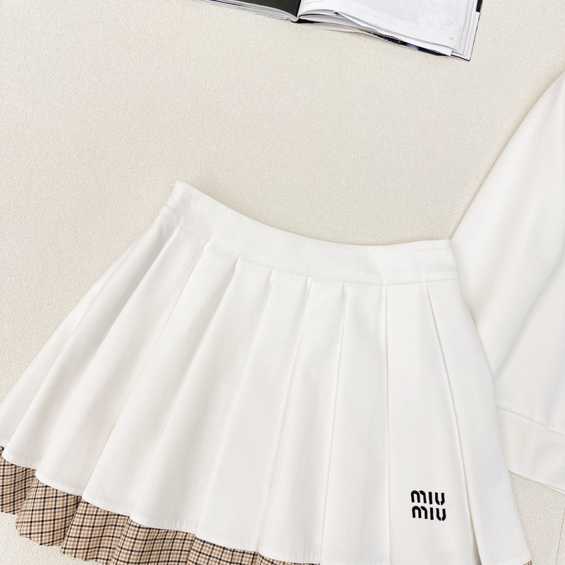 Miu Miu Logo Long-Sleeved Polo Shirt And Pleated Skirt Suit White&Brown
