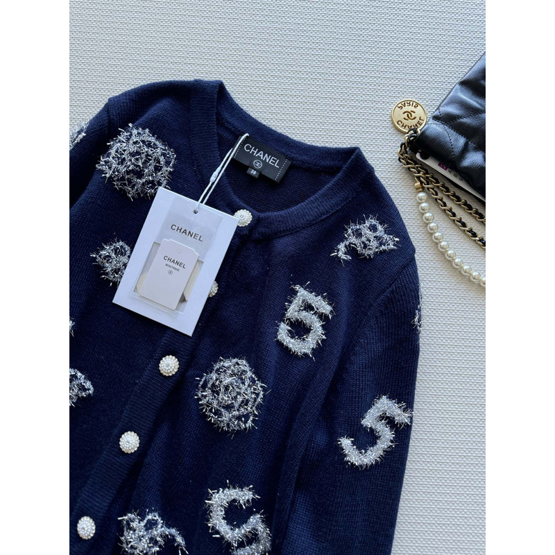 Ch*el camellia cardigan in dark blue