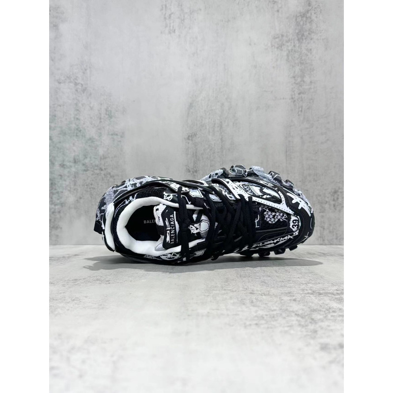 Ba*len*cia*ga track graffiti black and white mesh nylon sneakers