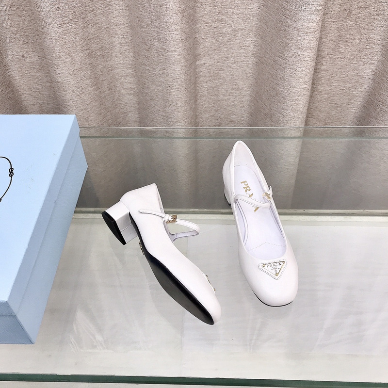 Pra*a nappa leather mary jane pumps white