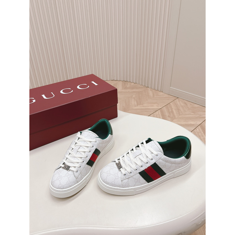 G*u*i ace sneaker with web in white