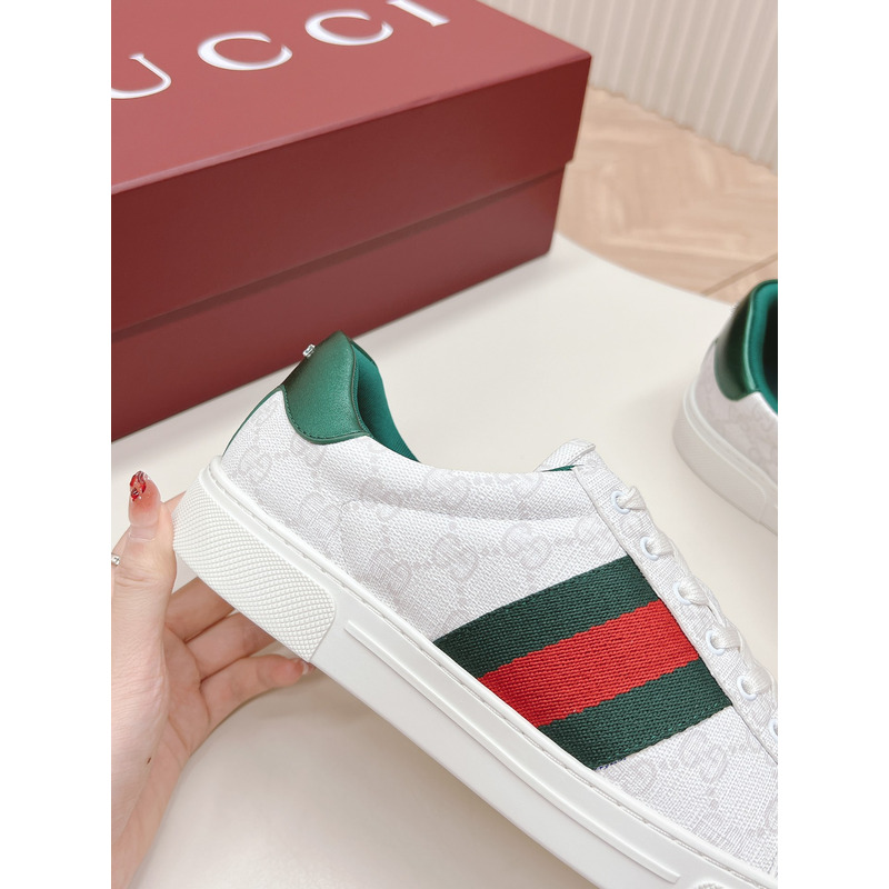 G*u*i ace sneaker with web in white