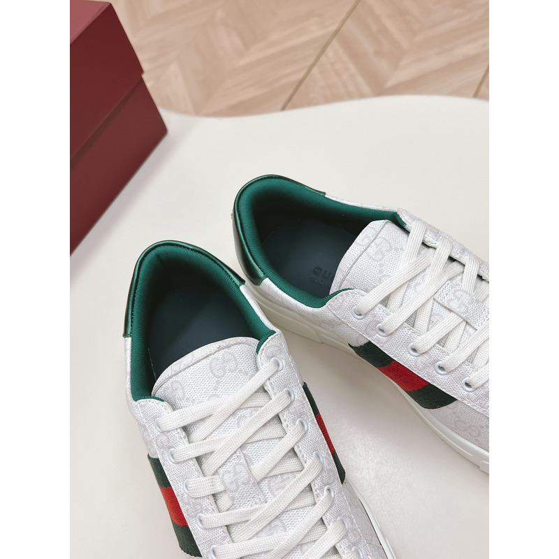 G*u*i ace sneaker with web in white