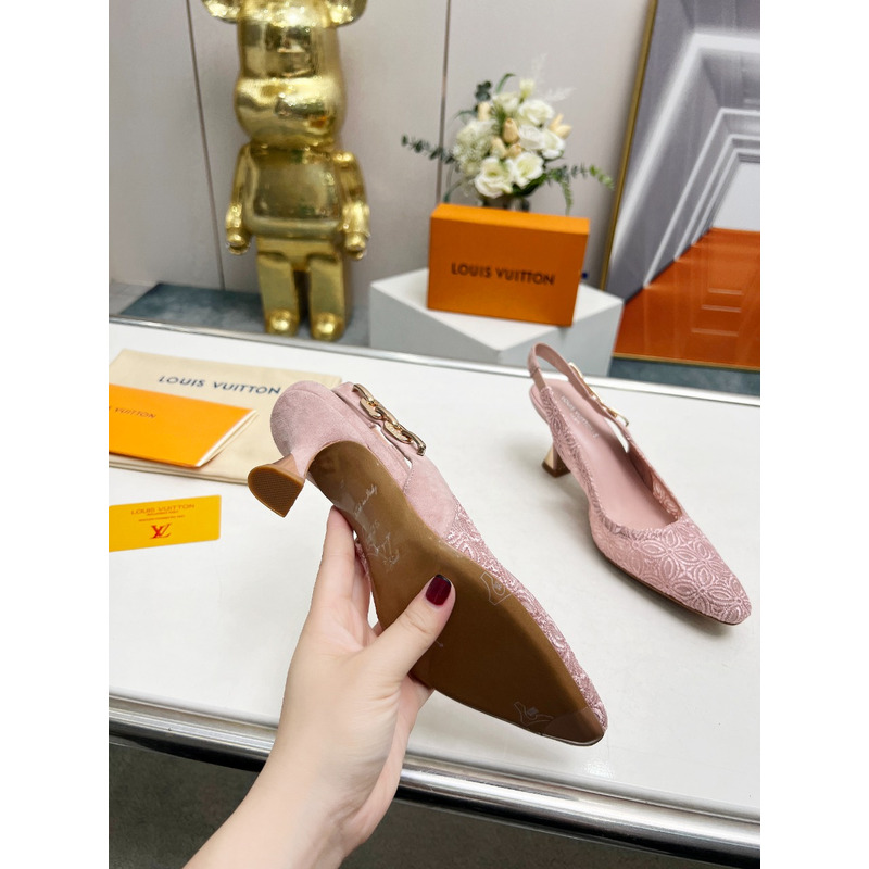 l**is V*t*n slingback pump in pink