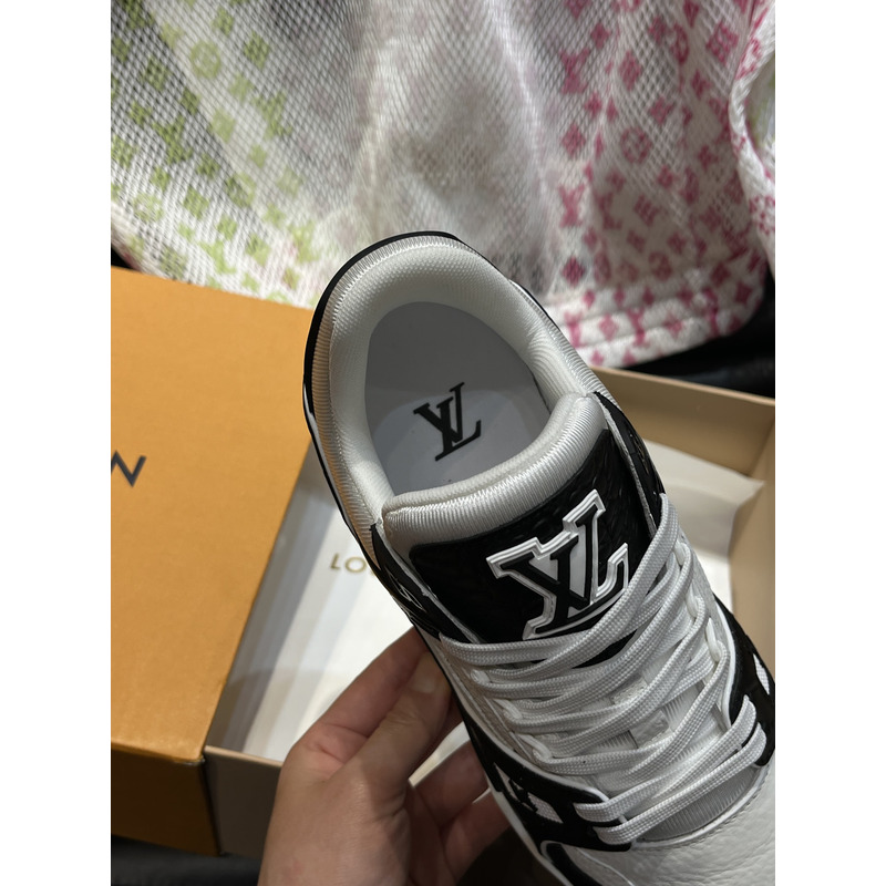 l**is V*t*n trainer sneaker monogram in black&white