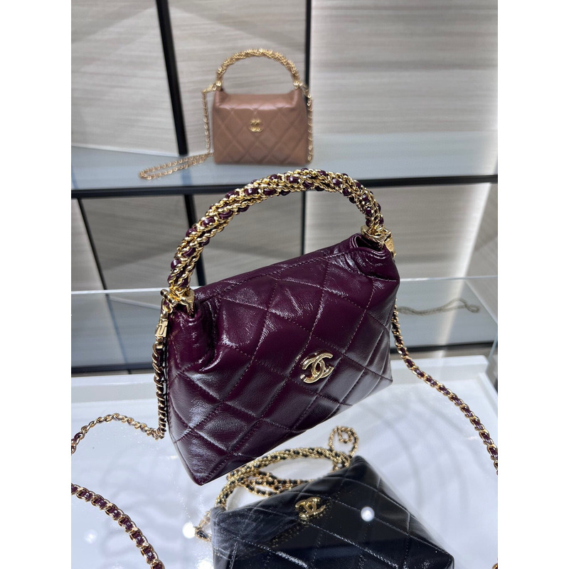 Ch*el clutch with chain shiny lambskin & gold-tone metal violet