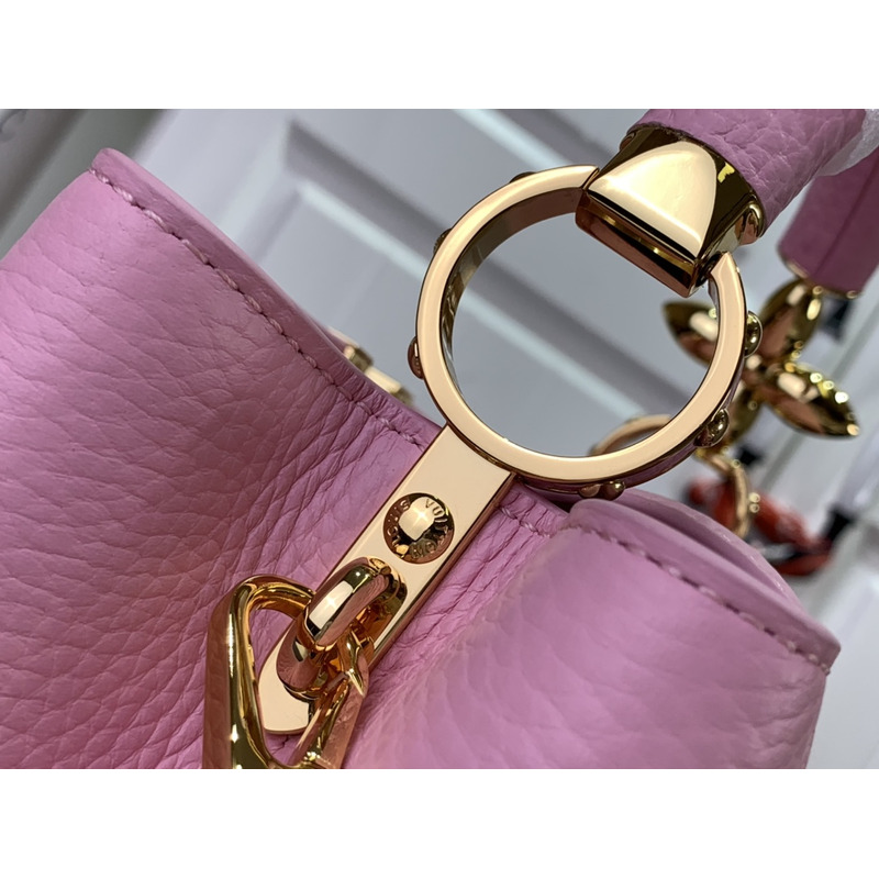 l**is V*t*n capucines handbag pink