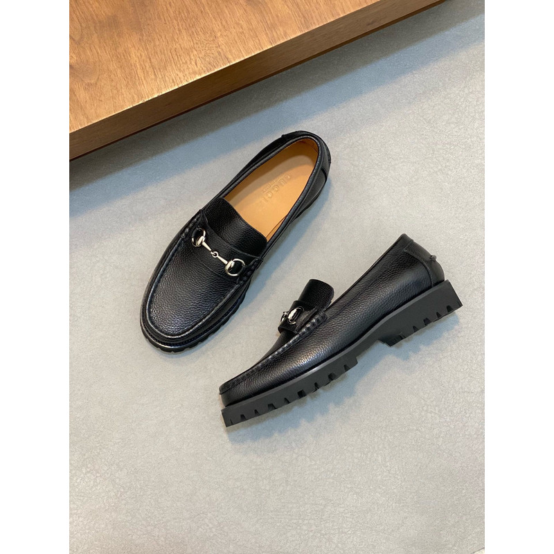 G*u*i logo loafer with horsebit black