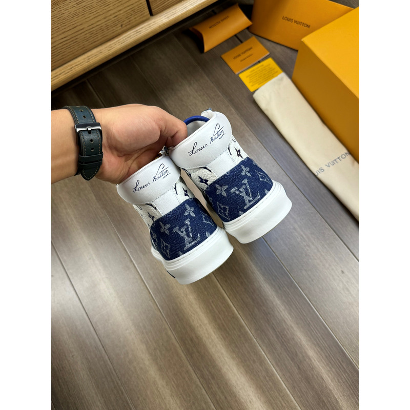 l**is V*t*n trainer high top monogram white and blue