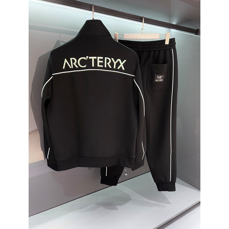 Arcteryx Logo Print Zip-up Tracksuits Black&White