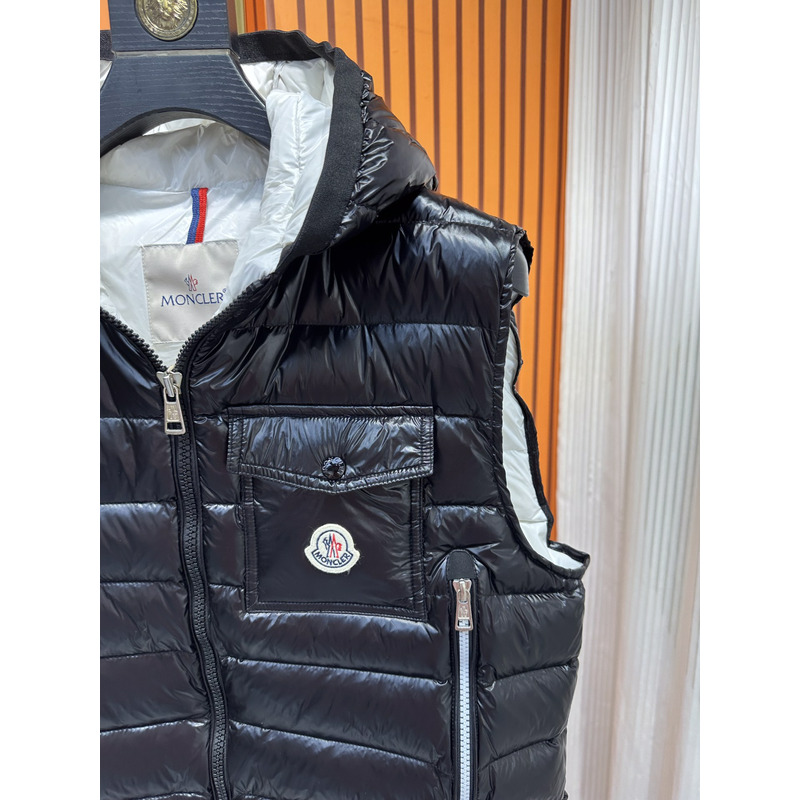 Moncler Ragot Down Gilet Black