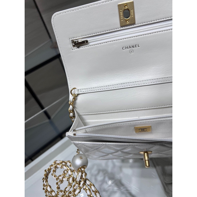 Ch*el lambskin, imitation pearls & gold metal in white