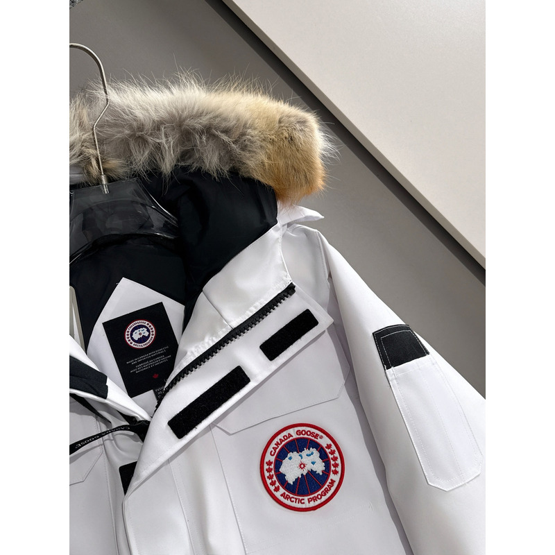 CanadaGoose Youth PBI Expedition Parka White