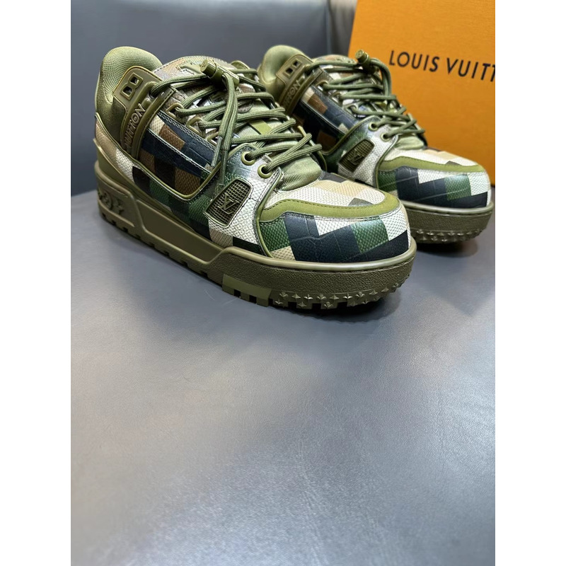 l**is V*t*n lv trainer maxi green