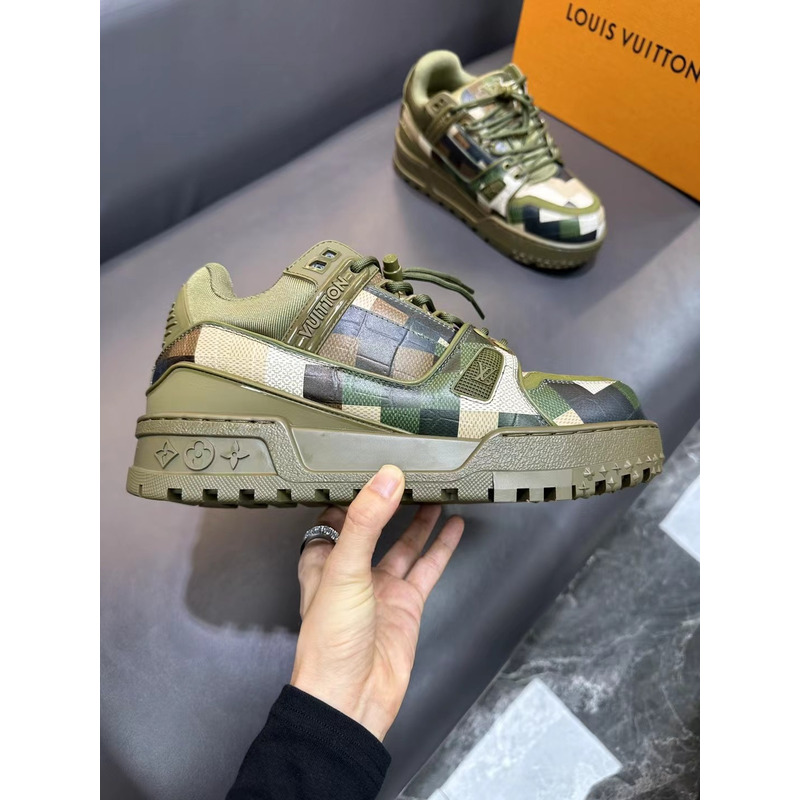 l**is V*t*n lv trainer maxi green