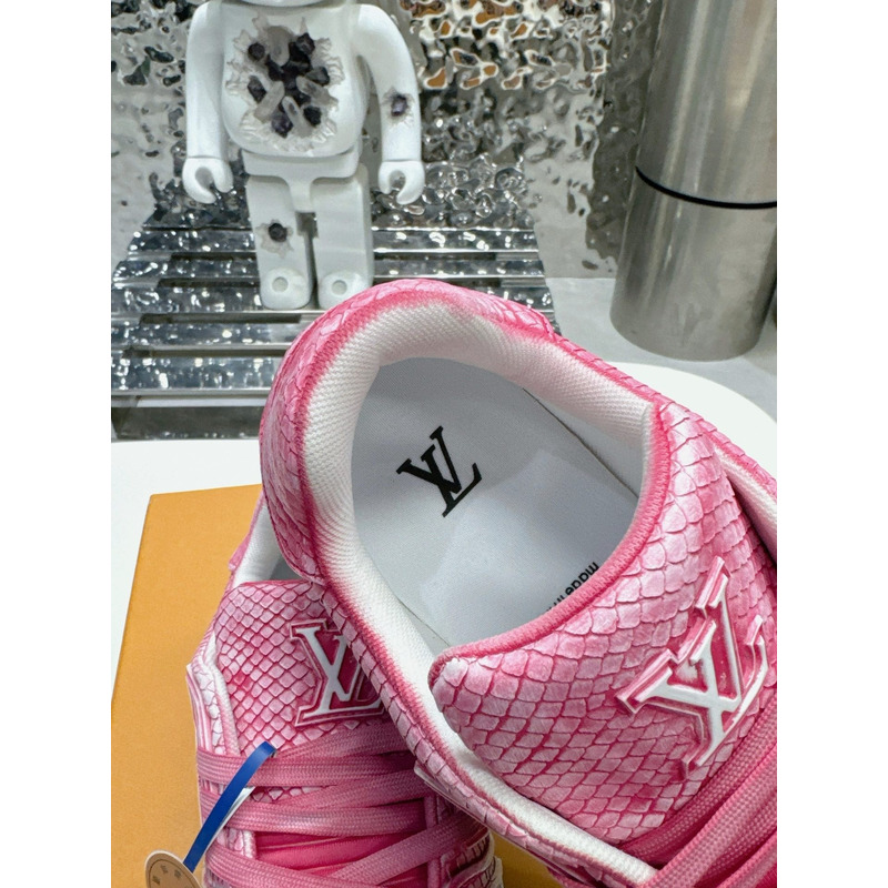l**is V*t*n trainer sneaker in pink/black