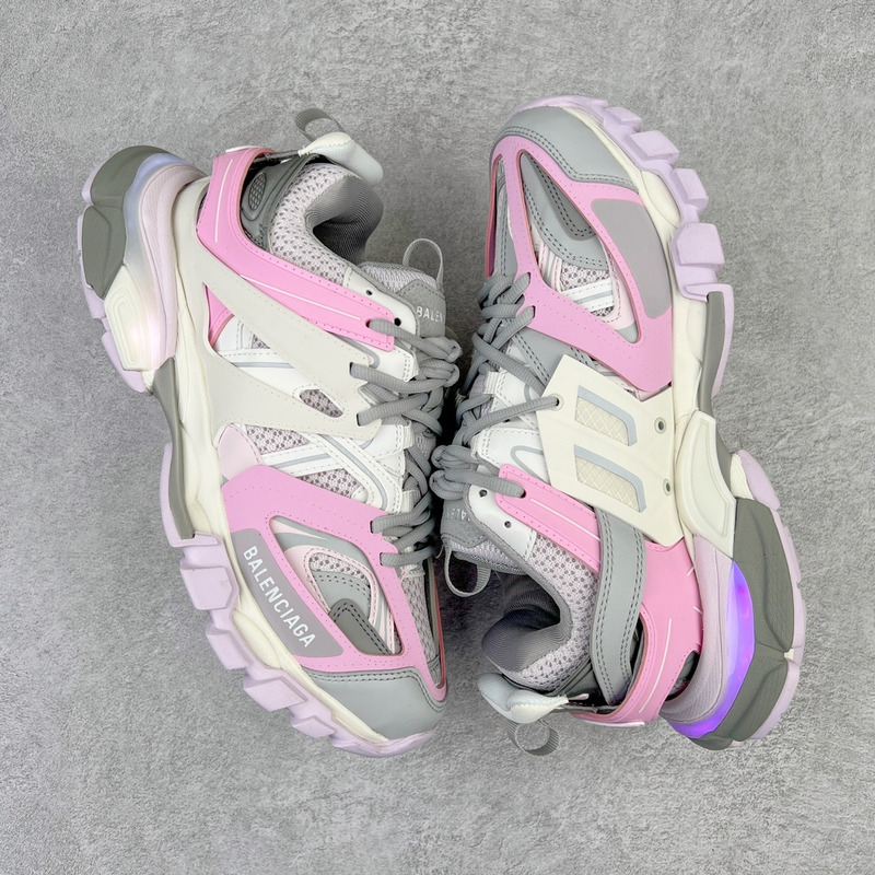 Ba*len*cia*ga track sneaker in pink