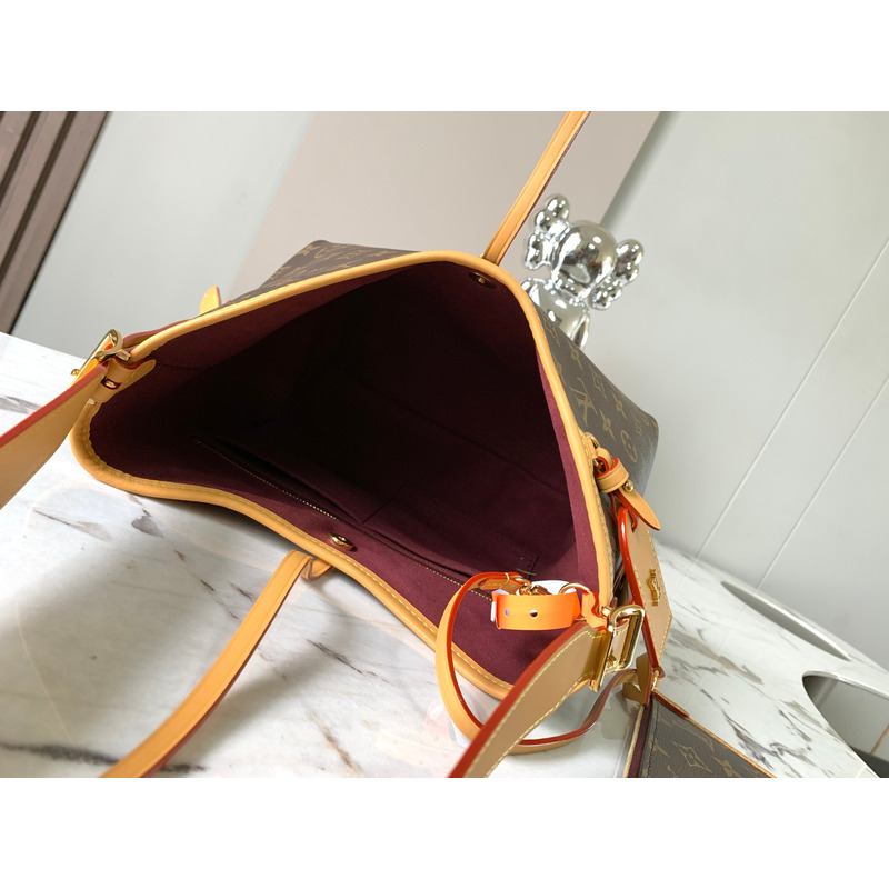 l**is V*t*n carryall pm monogram brown