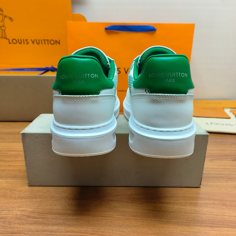 l**is V*t*n beverly hills sneaker white&green