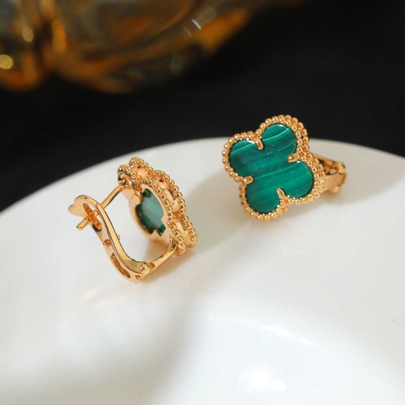 Van Cleef & Arpels Alhambra Earrings 18k Yellow Gold Malachite
