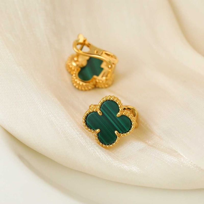 Van Cleef & Arpels Alhambra Earrings 18k Yellow Gold Malachite