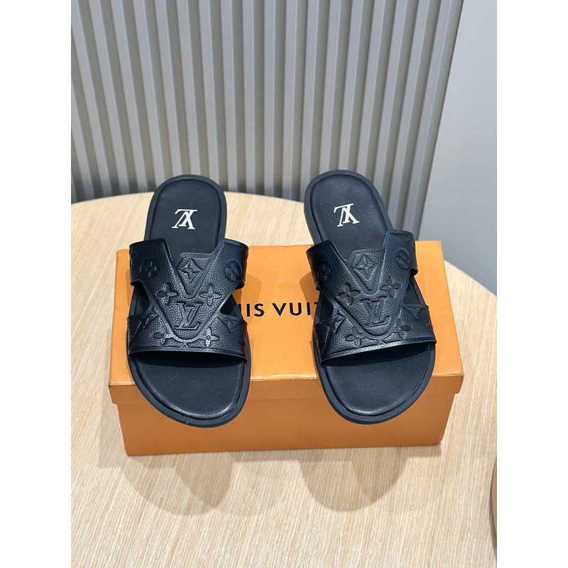 l**is V*t*n oasis mule black