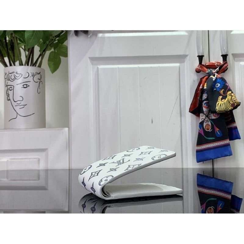 l**is V*t*n multiple wallet monogram shadow white