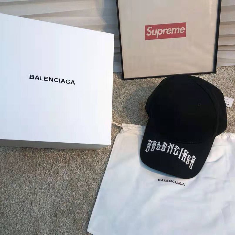 Ba*len*cia*ga black tattoo cap