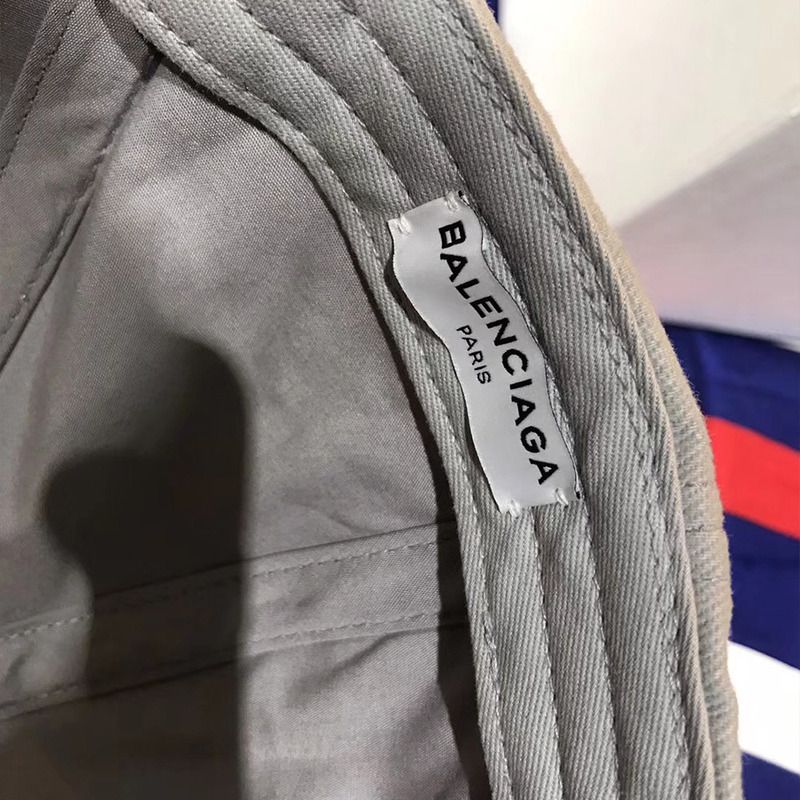 Ba*len*cia*ga embroidered cotton-twill baseball cap