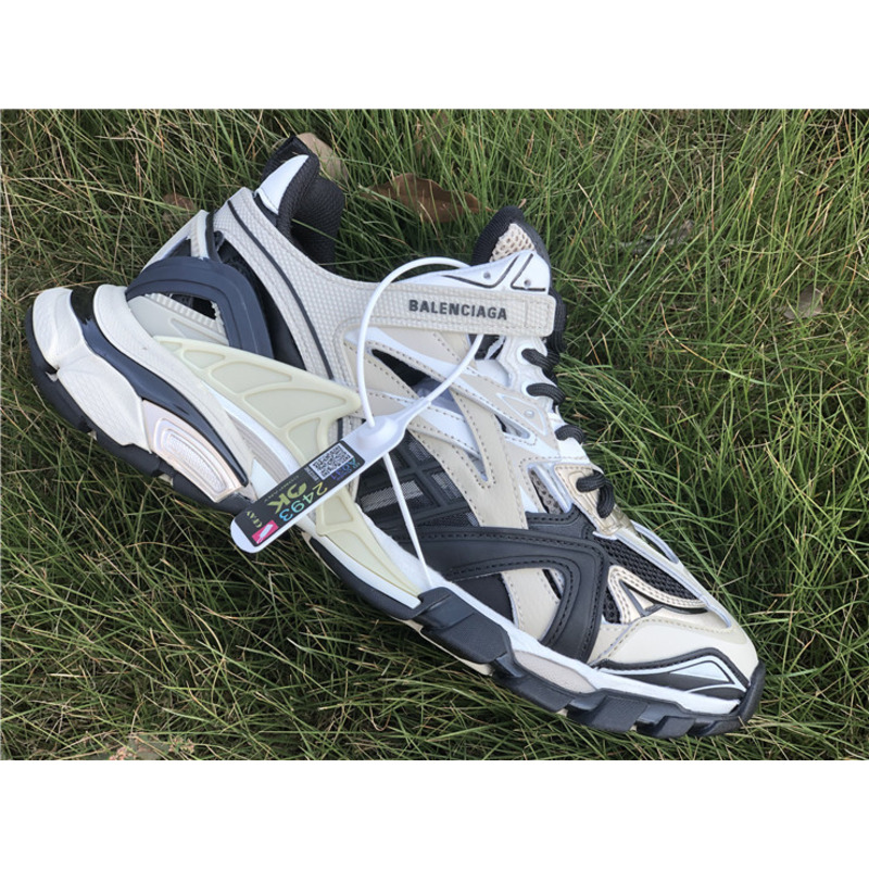 Ba*len*cia*ga 4.0 beige black sneakers men women
