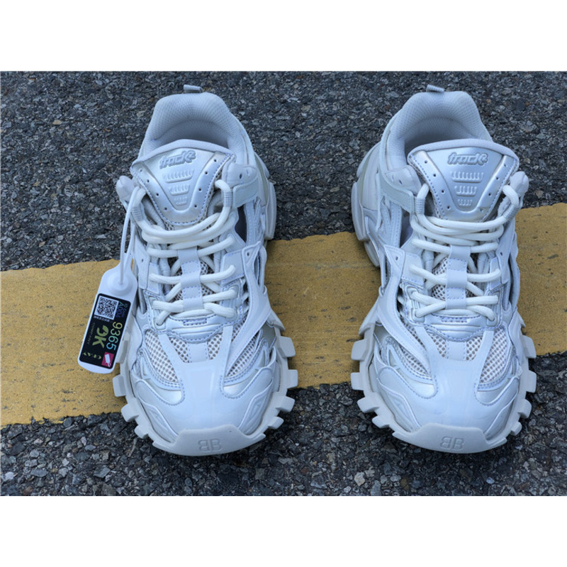 Ba*len*cia*ga 4.0 white gray sneakers men women