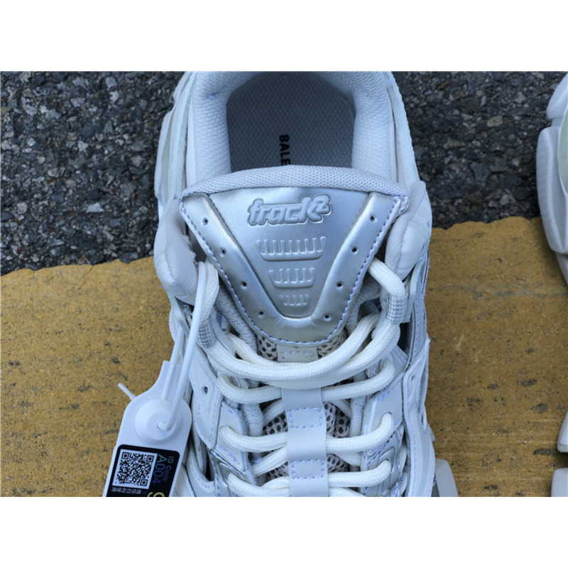 Ba*len*cia*ga 4.0 white gray sneakers men women