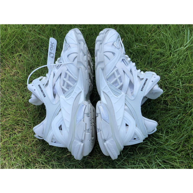 Ba*len*cia*ga 4.0 white gray sneakers men women