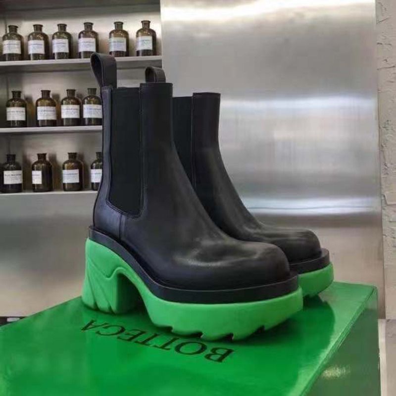 Bo*te*ga ve*ne*ta high leather boots with platform soles