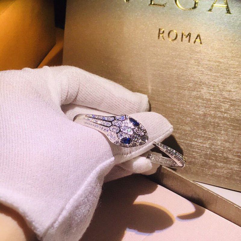 b*l*ai serpenti Di*m*nd snake head cuff bracelet